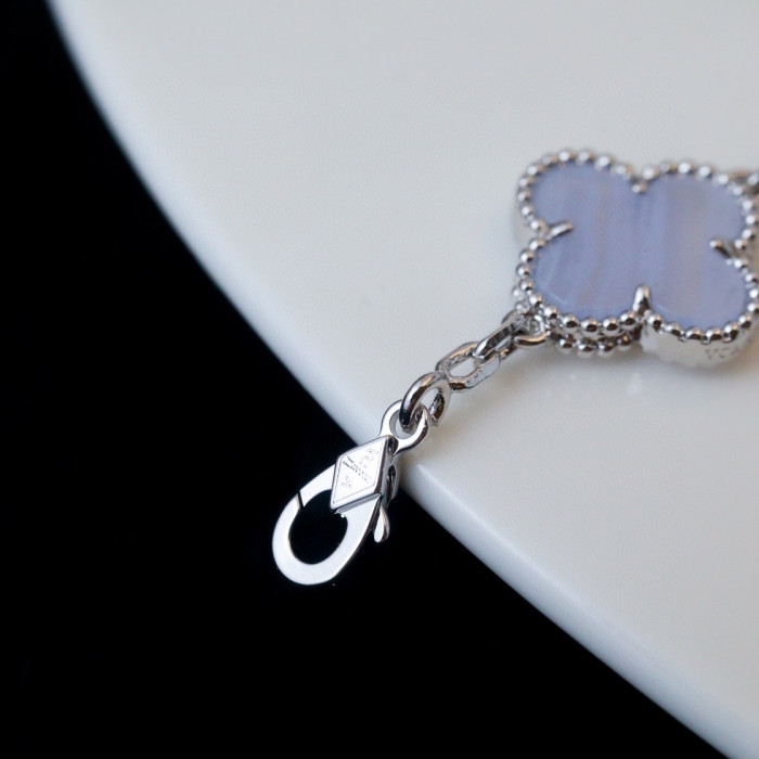 VanCleef&Arpels NIGO Blue Bright Diamond Bracelet #nigo84162