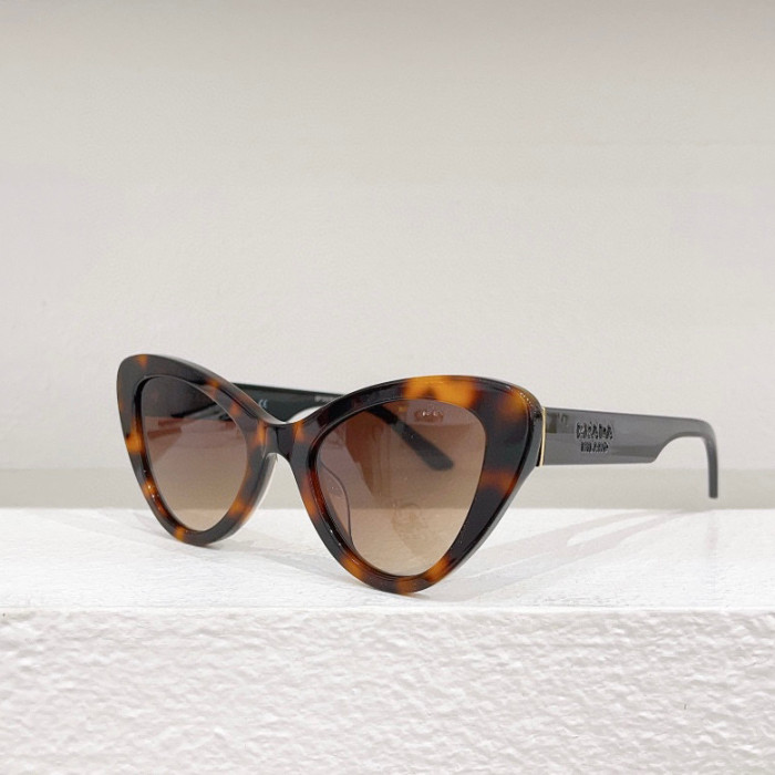 Prada NIGO Cat Eye Decorative Sunglasses #nigo21418