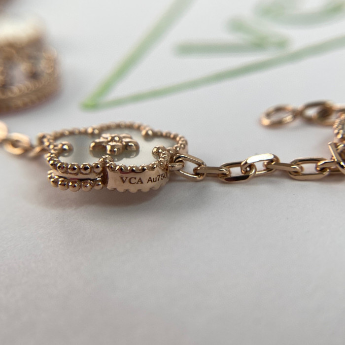 Van Cleef  Arpels NIGO Flower Shaped Necklace Bracelet #nigo21475