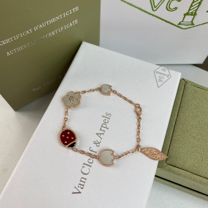 Van Cleef  Arpels NIGO Flower Shaped Necklace Bracelet #nigo21475