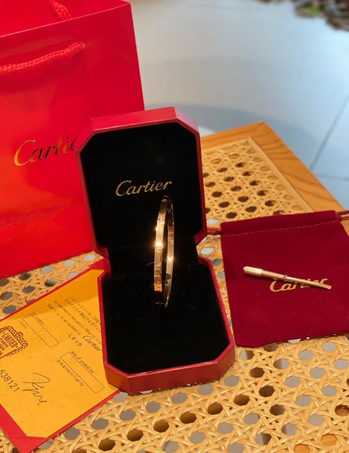 Cartier Encircling Screw Logo Bracelet Plated 18K Gold Accessories Jewelry #nigo82316