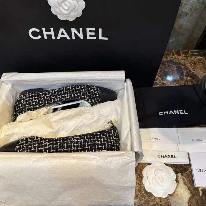 Chanel NGO Fashion Pearl Chain Shoes #nigo21531