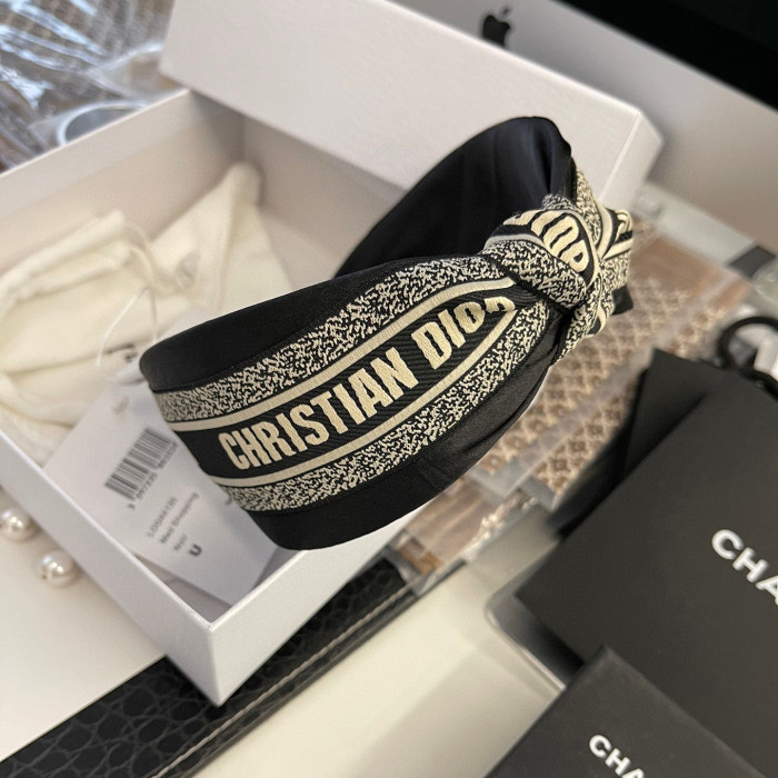 Dior NIGO Canvas Printed Hair Hoop #nigo21592