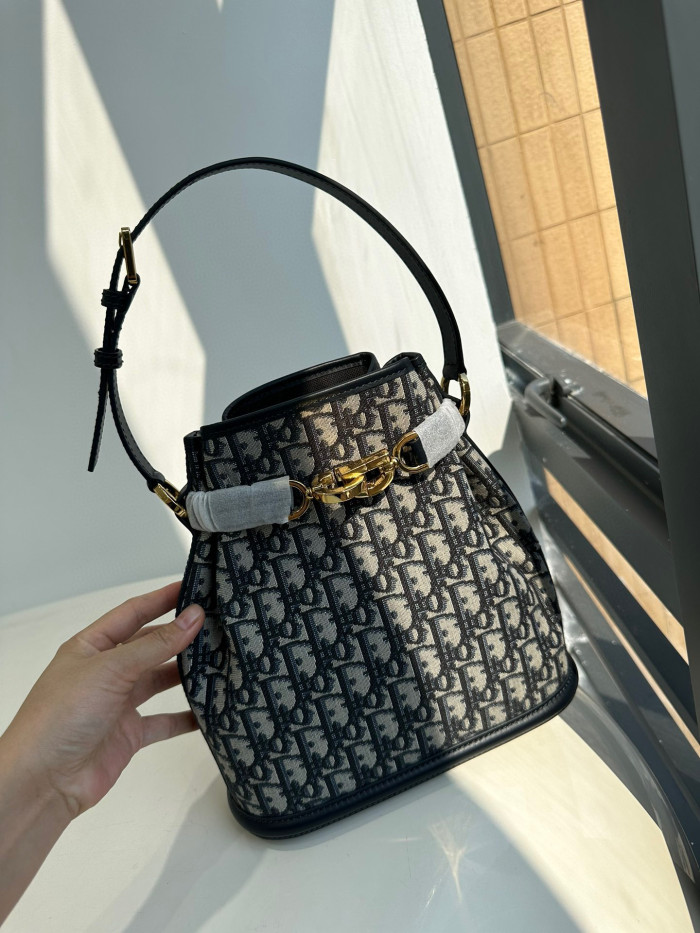 Dior NIGO Cloth Printed Bucket Tote Bag #nigo57925