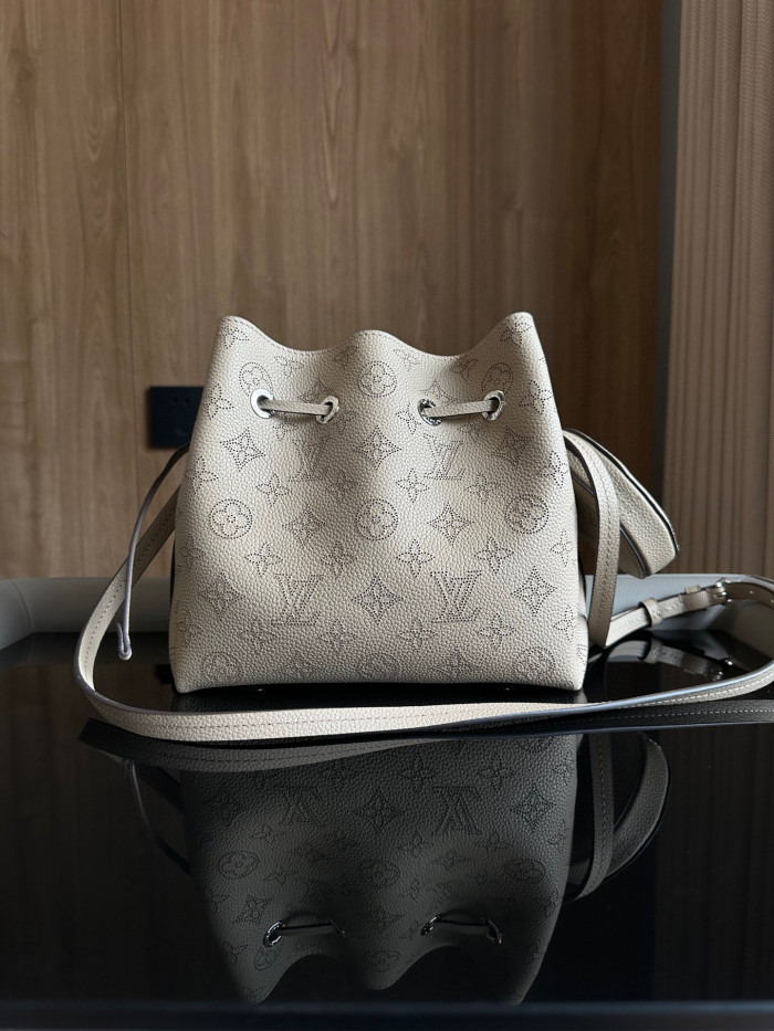 Louis Vuitton NIGO Leather Printed Chain Bucket Bag  #nigo58116