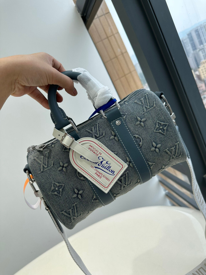 Louis Vuitton NIGO Blue Leather Carrying Crossbody Bag #nigo57923