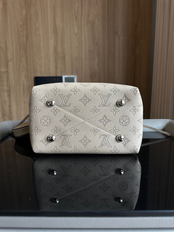 Louis Vuitton NIGO Leather Printed Chain Bucket Bag  #nigo58116