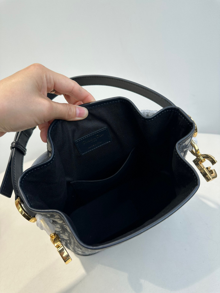 Dior NIGO Cloth Printed Bucket Tote Bag #nigo57925