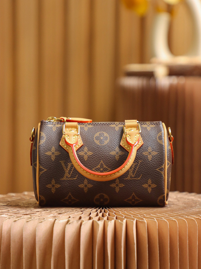 Louis Vuitton NIGO Leather Face Coffee Color Full Pint Portable Shoulder Bag #nigo57781
