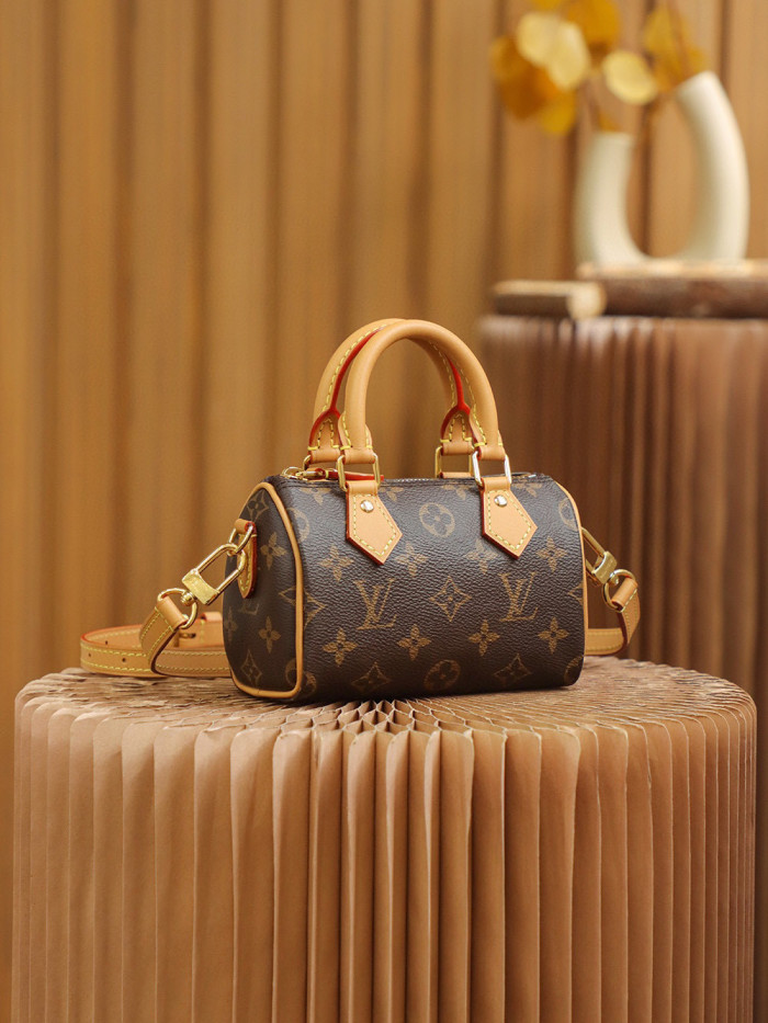 Louis Vuitton NIGO Leather Face Coffee Color Full Pint Portable Shoulder Bag #nigo57781