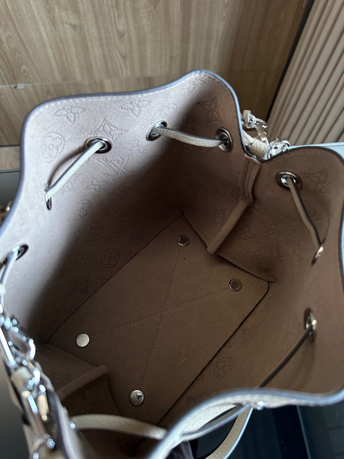 Louis Vuitton NIGO Leather Printed Chain Bucket Bag  #nigo58116