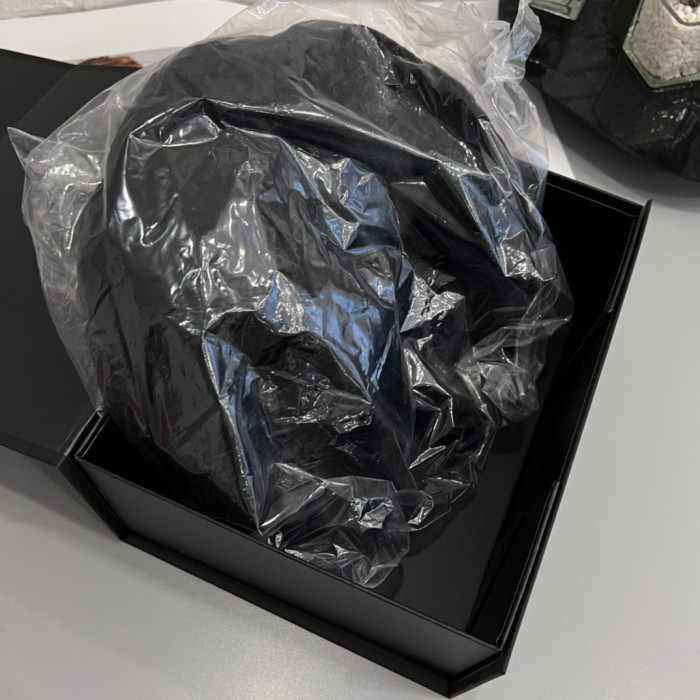 Chanel NIGO Velvet Black Beret #nigo21642