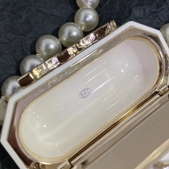 Chanel necklace bag headphone case Box #nigo29181