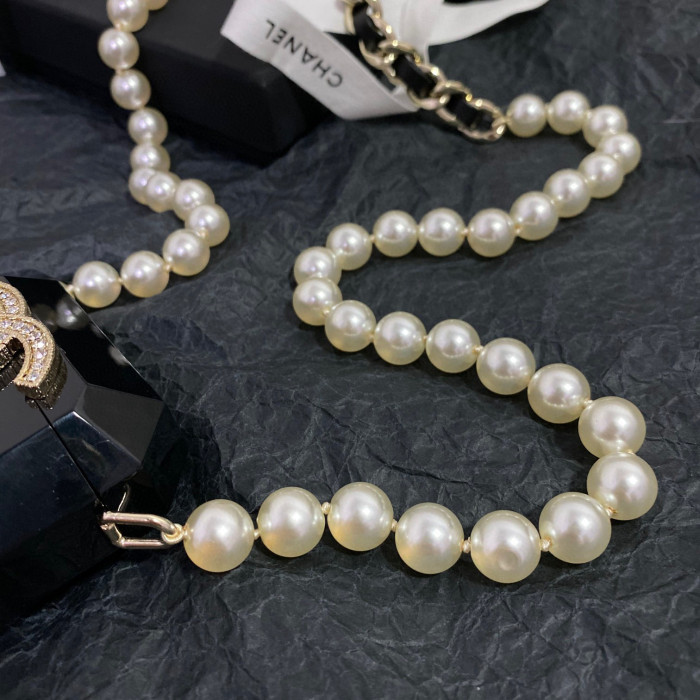 Chanel necklace bag headphone case Box #nigo29181