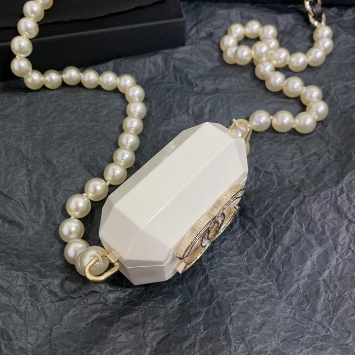 Chanel necklace bag headphone case Box #nigo29181