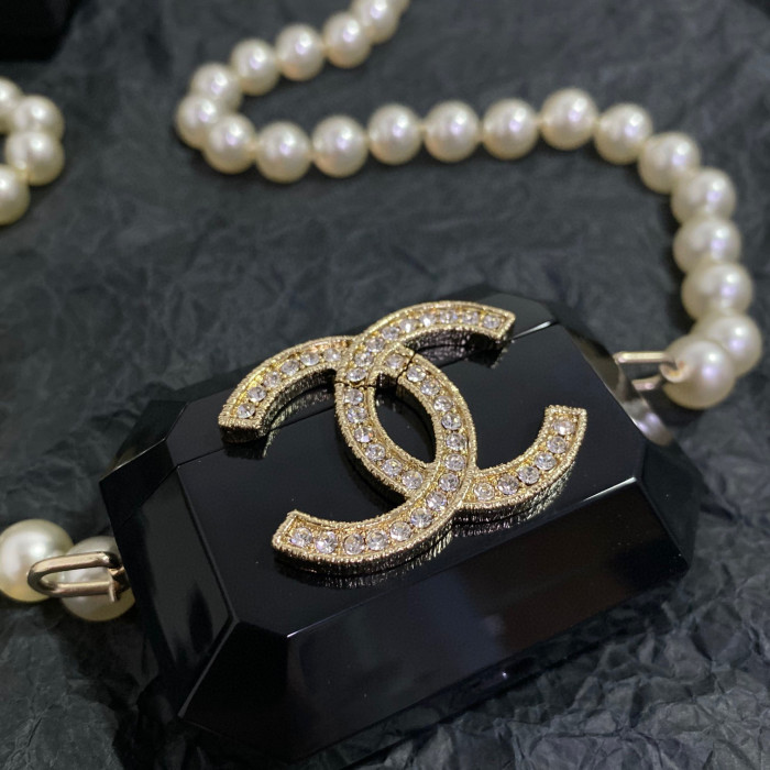 Chanel necklace bag headphone case Box #nigo29181