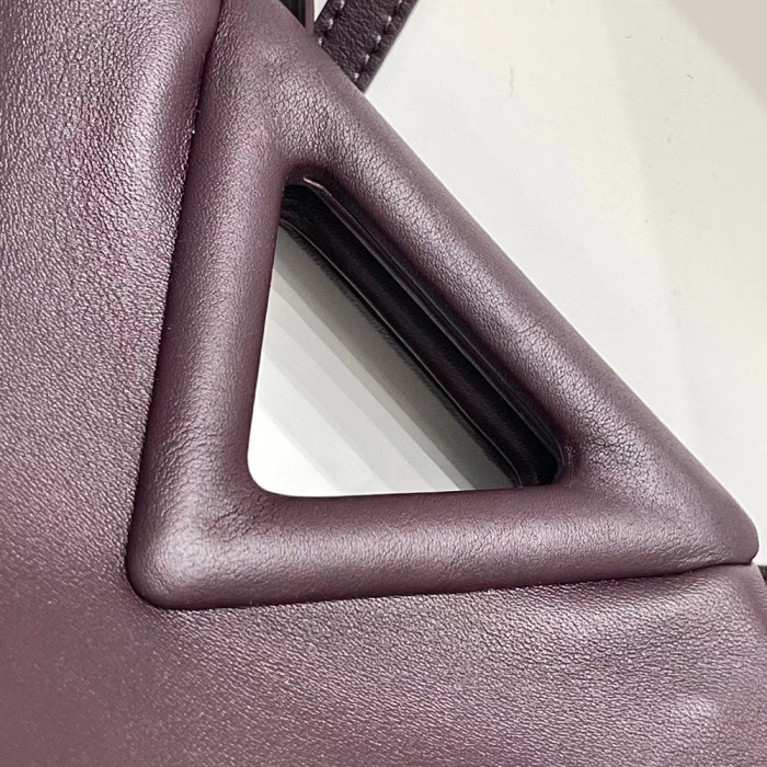Bottega Veneta  Leather Handbag Bags Bag #nigo56133