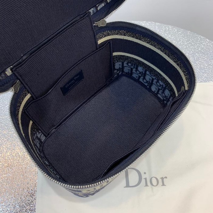 Dior Makeup And Skin Care Bags Bag #nigo4696