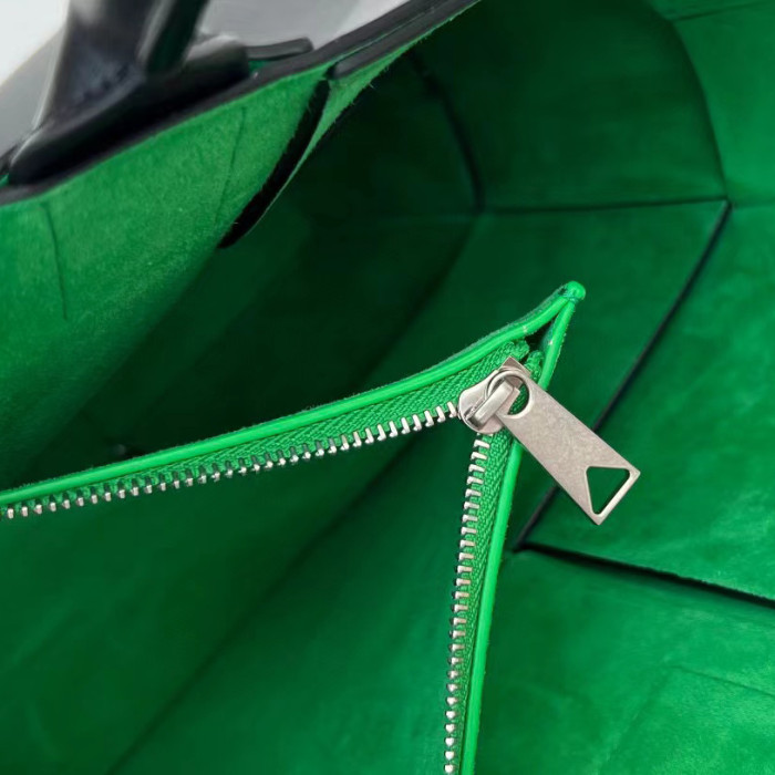 Bottega Veneta Square Handbag Leather Bags #nigo52474