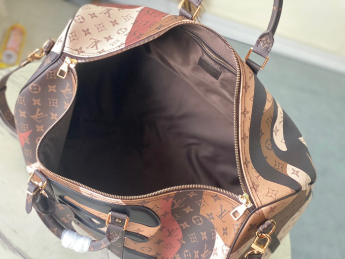 Louis Vuitton Leather Handbag Travel Bag Bags #nigo96194
