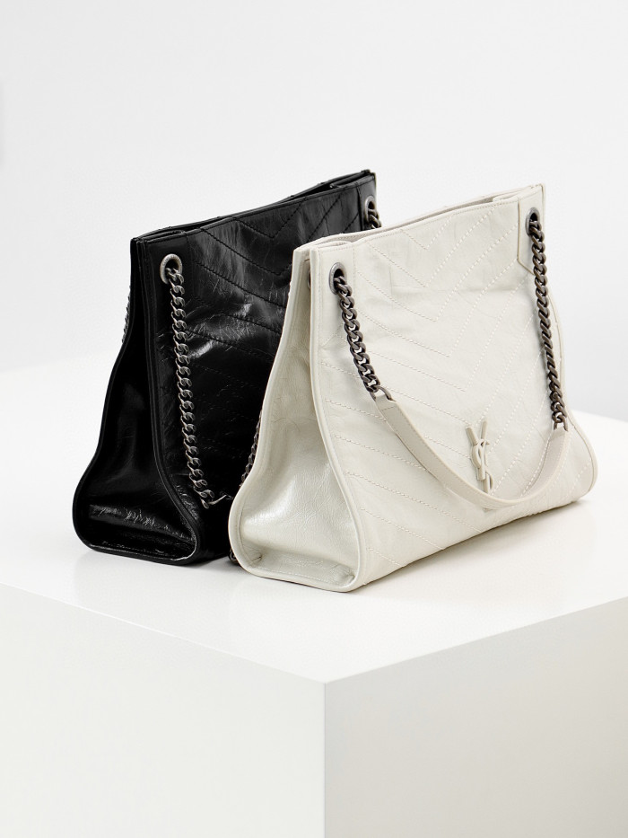 SAINT LAURENT Leather Chain Carrying Crossbody Bag #nigo21649