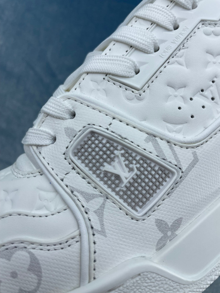 Louis Vuitton White Sports Casual Shoes And Board Shoes #nigo21671