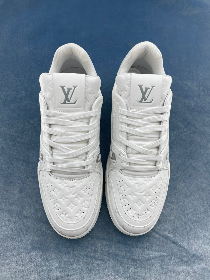 Louis Vuitton White Sports Casual Shoes And Board Shoes #nigo21671