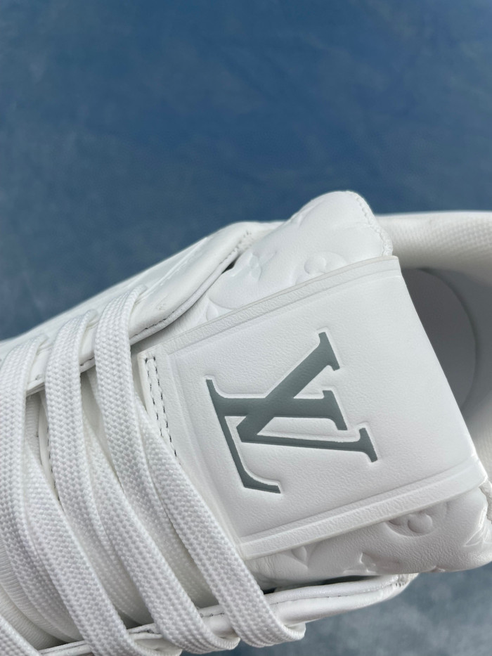 Louis Vuitton White Sports Casual Shoes And Board Shoes #nigo21671