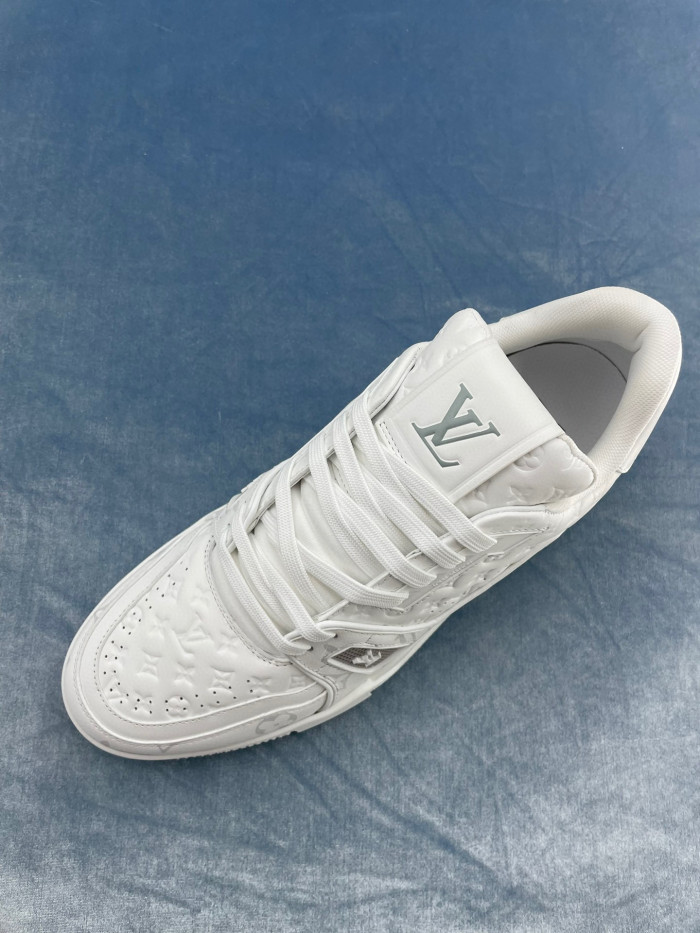 Louis Vuitton White Sports Casual Shoes And Board Shoes #nigo21671