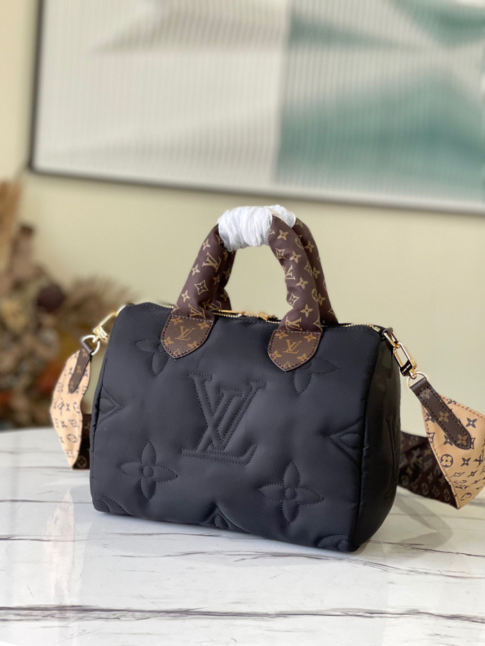 Louis Vuitton Recycled Fabric Quilted Shoulder Bag Bags #nigo53198