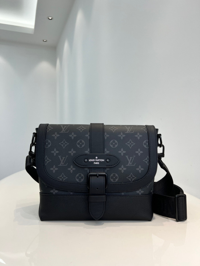 Louis Vuitton Messenger Shoulder Bag Bags #nigo7434