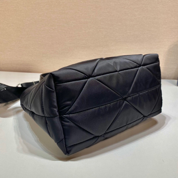 Prada Handheld Quilting Nylon cotton Bags #nigo53361