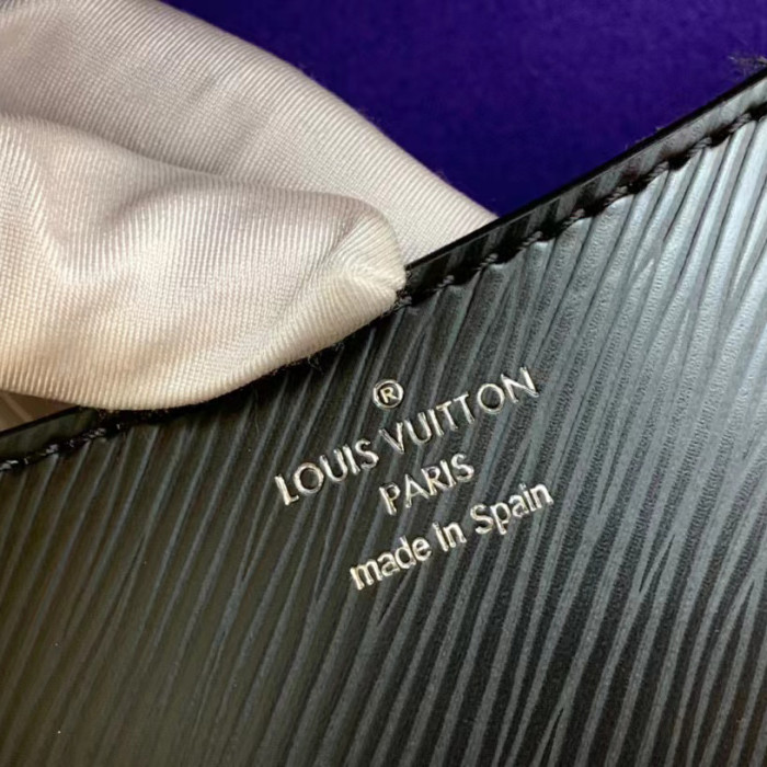 Louis Vuitton Leather Metal Letter Logo Shoulder Bag Bags #nigo56319