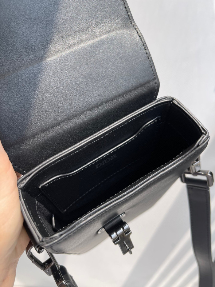 Dior Vertical Pouch Bag Bags #nigo7227