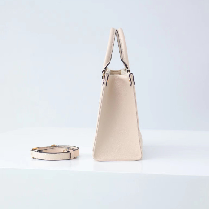 Louis Vuitton Logo Printed Leather Shoulder Bag #nigo52291