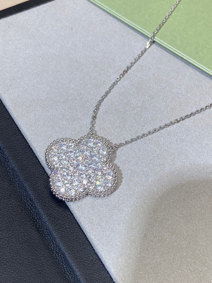 Van Cleef & Arpels Single Flower Necklace Jewelry #nigo96268