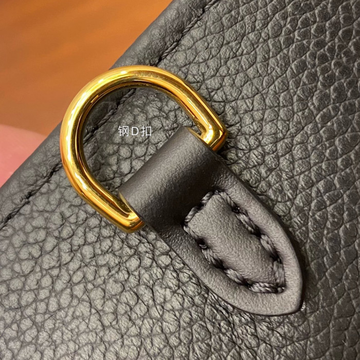 Louis Vuitton One Shoulder Leather Tote Bag #nigo52323