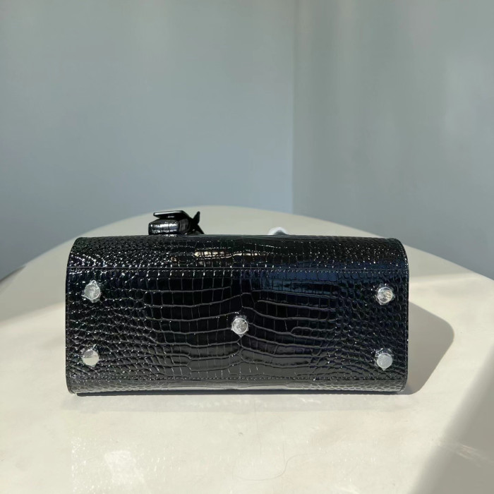 SAINT LAURENT Crocodile cowhide handbag shoulder bag #nigo52329