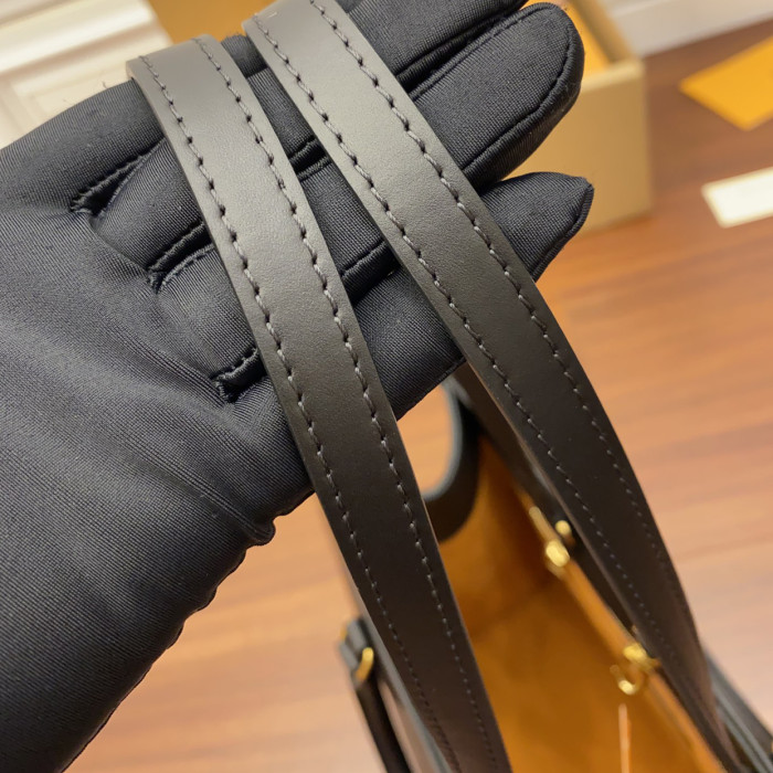 Louis Vuitton One Shoulder Leather Tote Bag #nigo52323