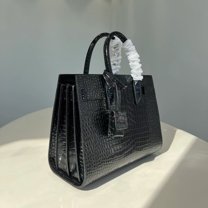 SAINT LAURENT Crocodile cowhide handbag shoulder bag #nigo52329