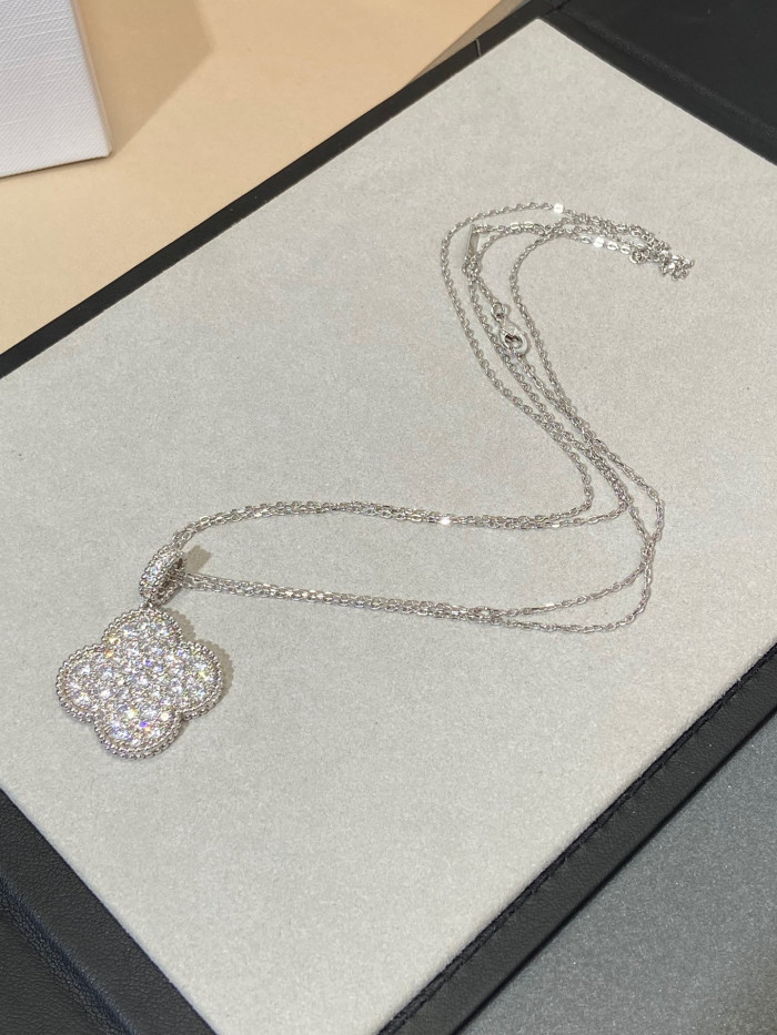 Van Cleef & Arpels Single Flower Necklace Jewelry #nigo96268
