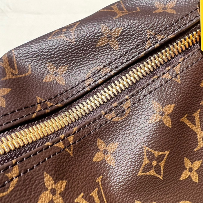 Louis Vuitton Kippel Bandulier 45 Leather Portable Travel Bag Bags #nigo5914