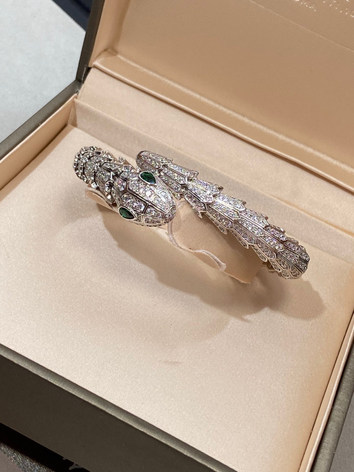 Bvlgari Serpenti Snake Bracelet With Diamonds #nigo96267