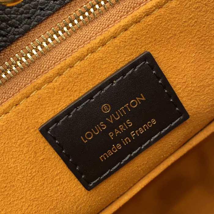 Louis Vuitton One Shoulder Leather Tote Bag #nigo52323