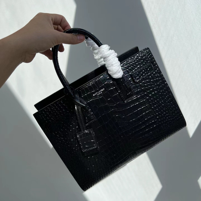 SAINT LAURENT Crocodile cowhide handbag shoulder bag #nigo52329