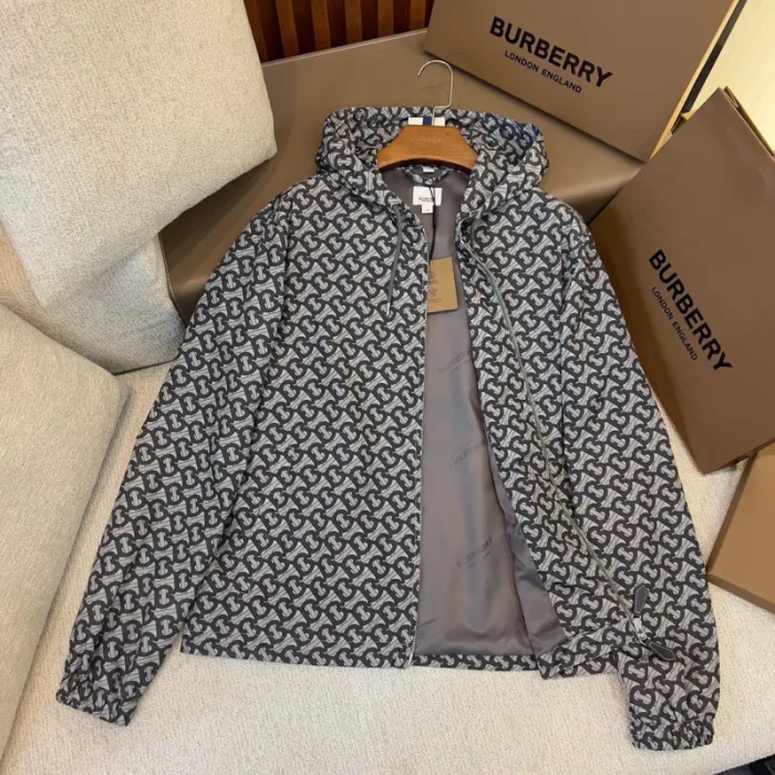 Burberry Grey Zip Print Jacket #nigo5773