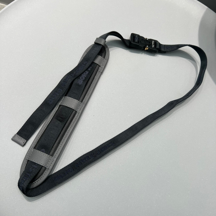 Dior Irregular Fanny Pack Pockets Leather Bag Bags #nigo53875