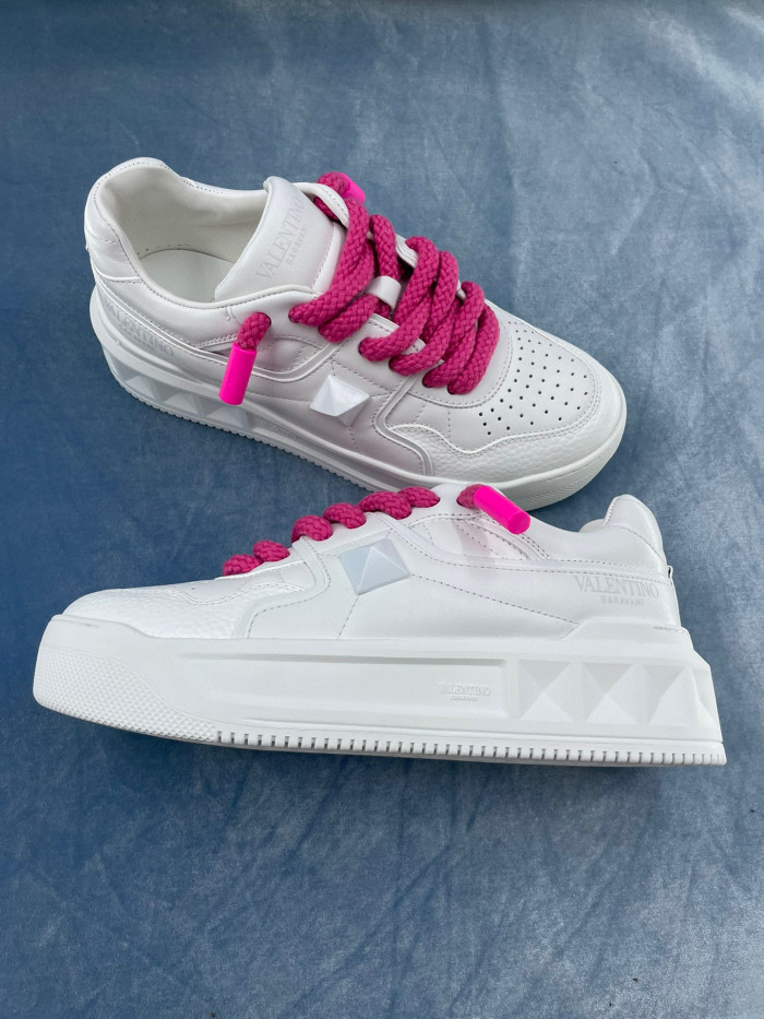Valentino One Stud Xl Nappa Leather Low Top Sneaker Studded Athleisure Shoes #nigo96282