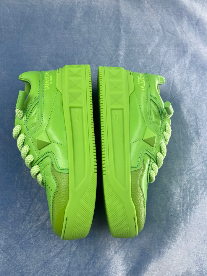 Valentino One Stud Xl Nappa Leather Low Top Sneaker Studded Athleisure Shoes #nigo96282