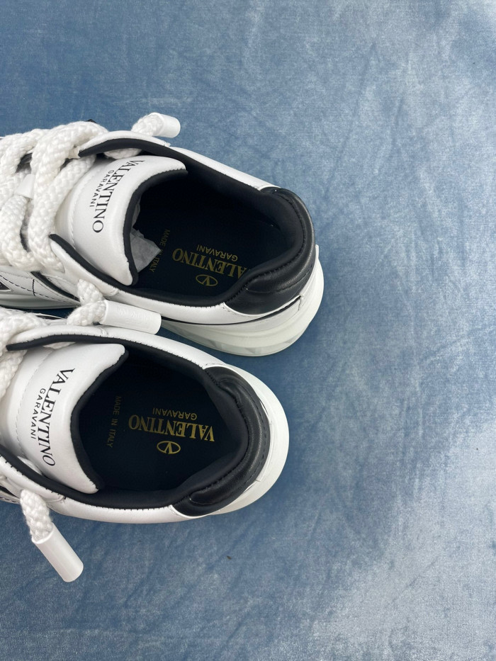 Valentino One Stud Xl Nappa Leather Low Top Sneaker Studded Athleisure Shoes #nigo96282